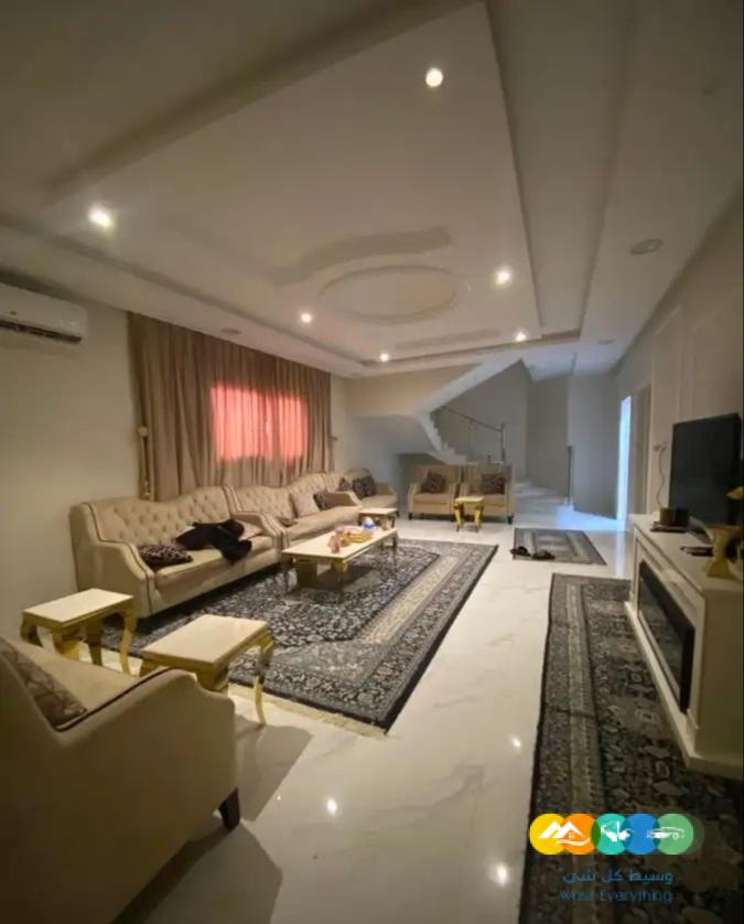 للبيع فله درج صاله وشقتين