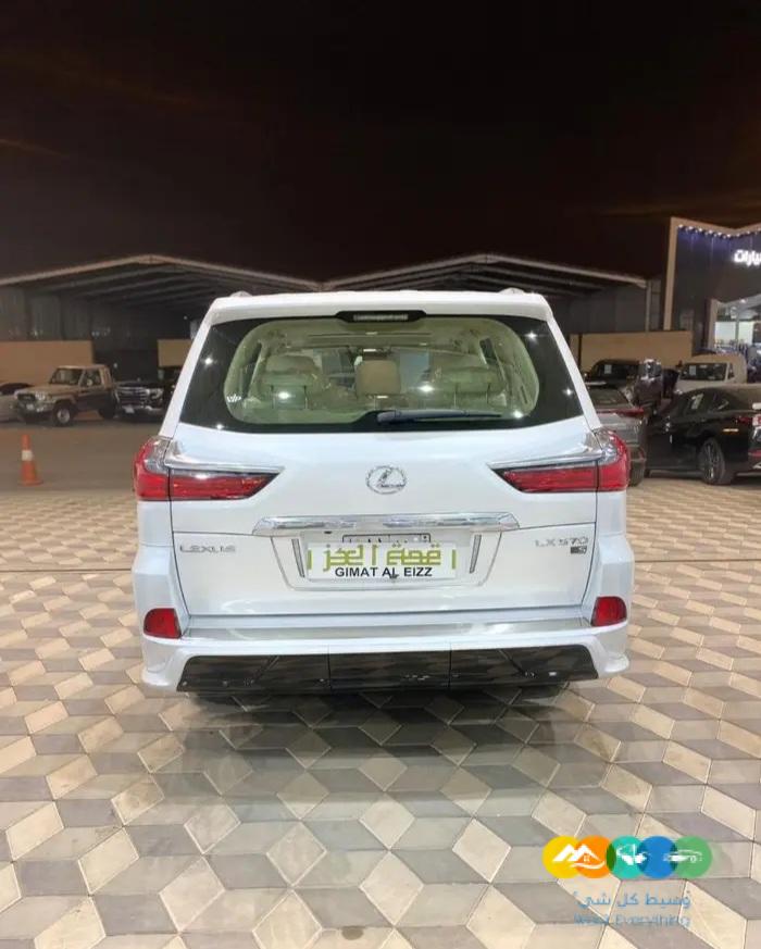 لكزس 2021 فل كامل سعودي