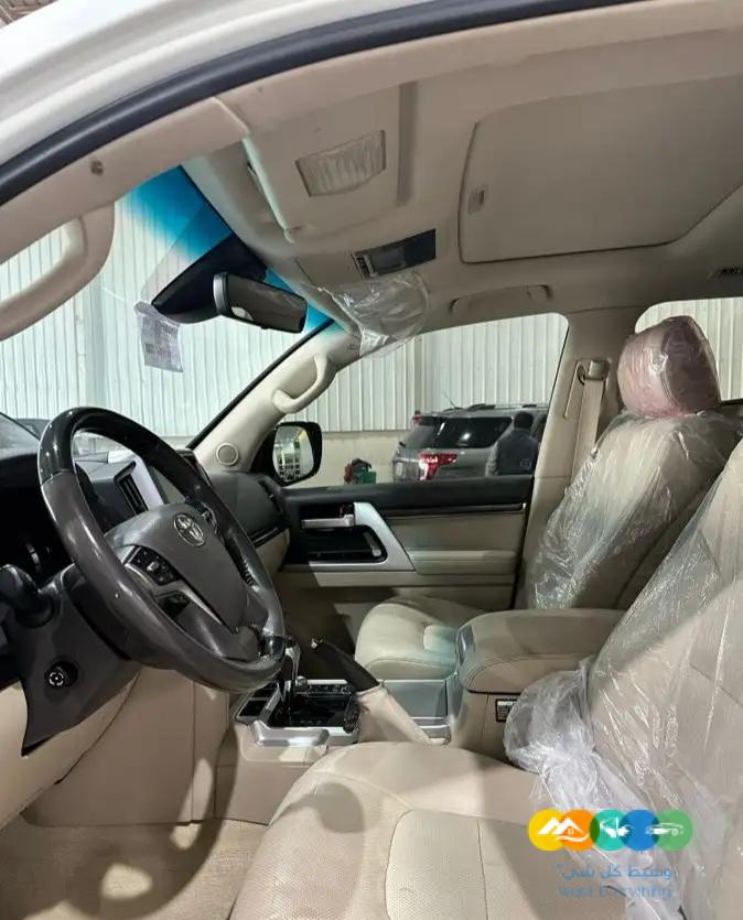 لاندكروزر VXS اعلى فئة 2021 ( تم البيع)