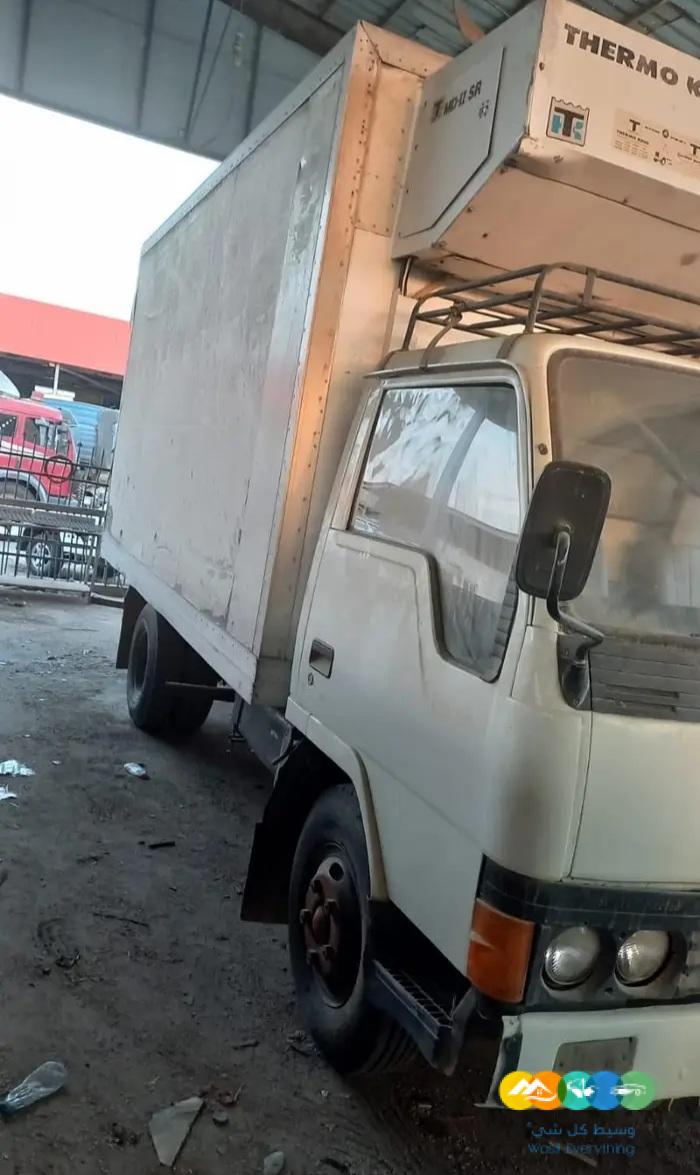 دينا مستوبيشي موديل 1993