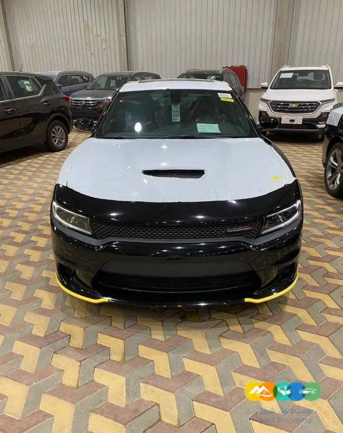 تشارجر2022 GT لون اسود ب151 الف