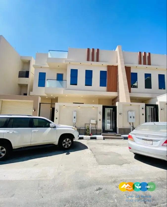 فيلا روف للبيع ابها العرين