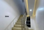 شقق ارضية وعلويه للبيع