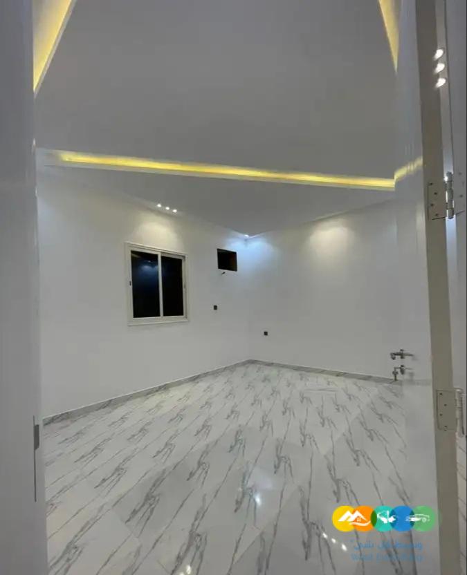 شقق ارضية وعلويه للبيع