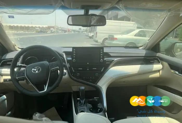 كامري GLEX بنزين 2022 اسود