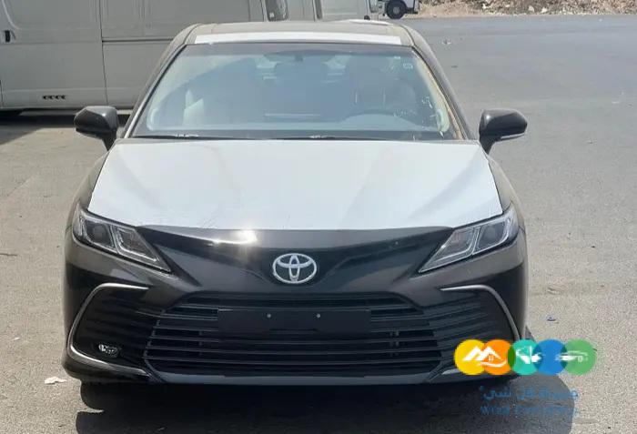 كامري GLEX بنزين 2022 اسود