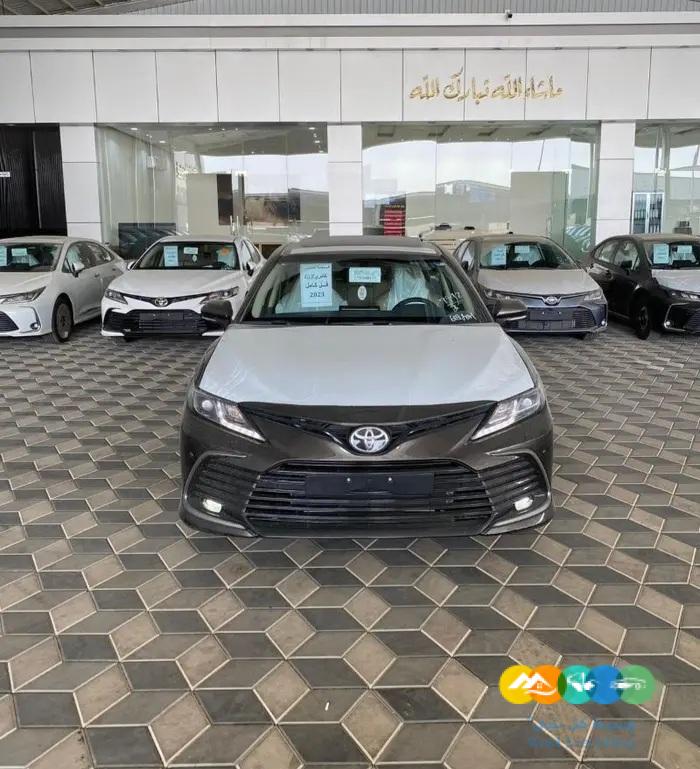 تويوتا كامري 2023 GLE فل كامل