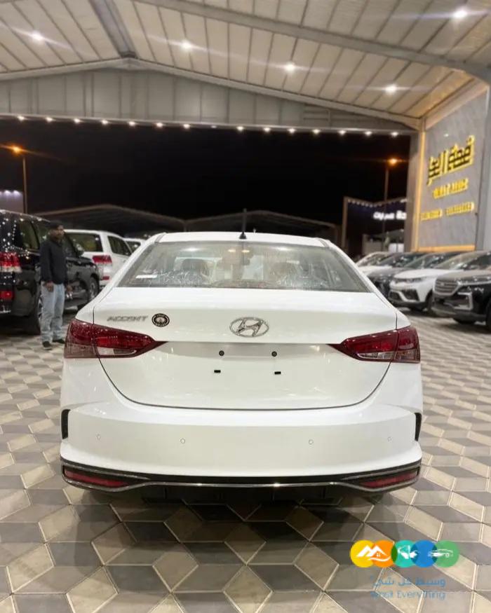 هونداي اكسنت 2023 ستاندر