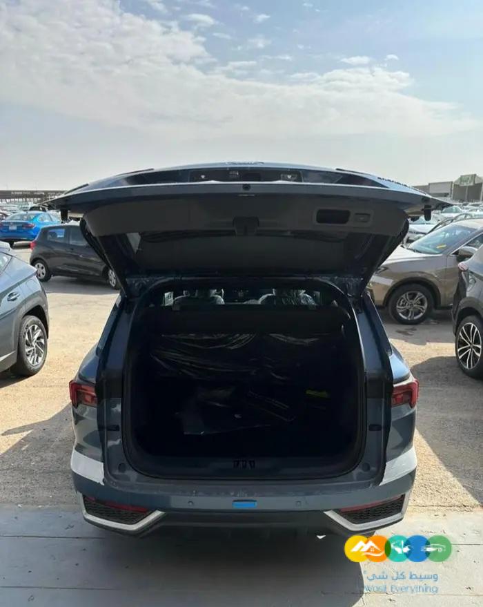 فورد تريتوري ترند نص فل موديل 2023