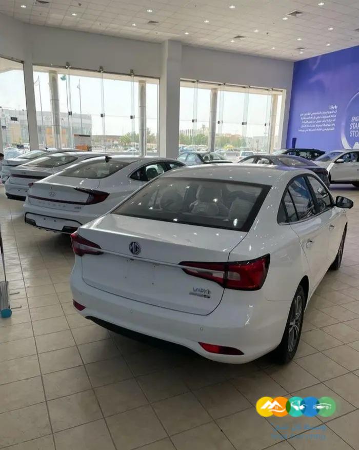 MG5 جميع الفئات 2023 ستاندر – نص فل – فل