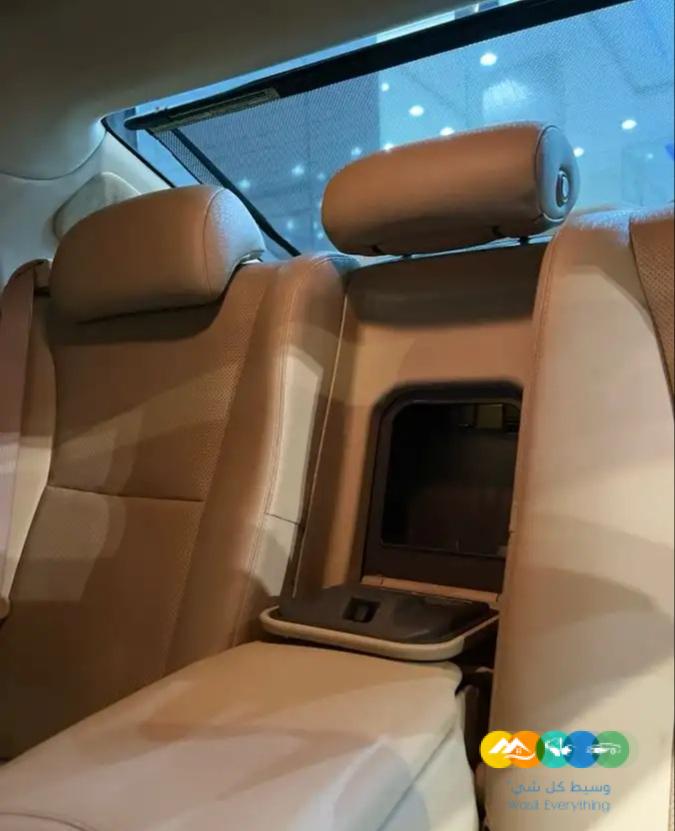 لكزس LS460L 2009