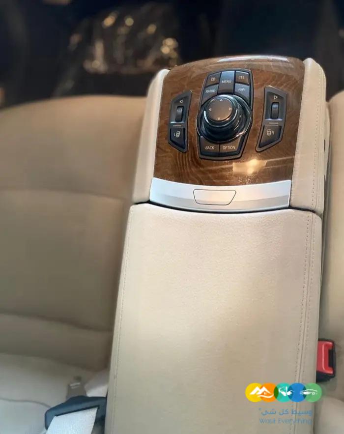 بي ام دبليو الفئة السابعة 2012