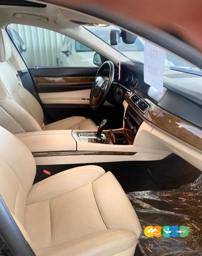 بي ام دبليو الفئة السابعة 2012