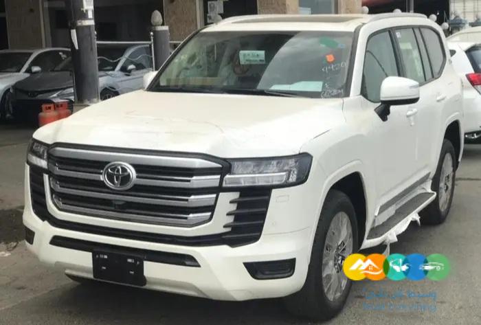 لاندكروزر L3 GXR 2022 أصفار سعودي