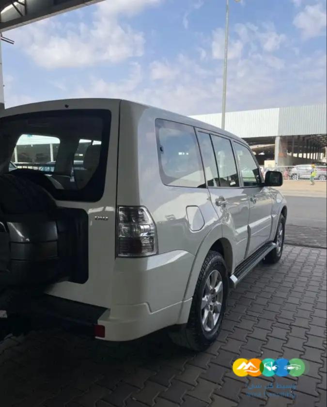 باجيرو موديل 2017 ديزل (( مباعة ))