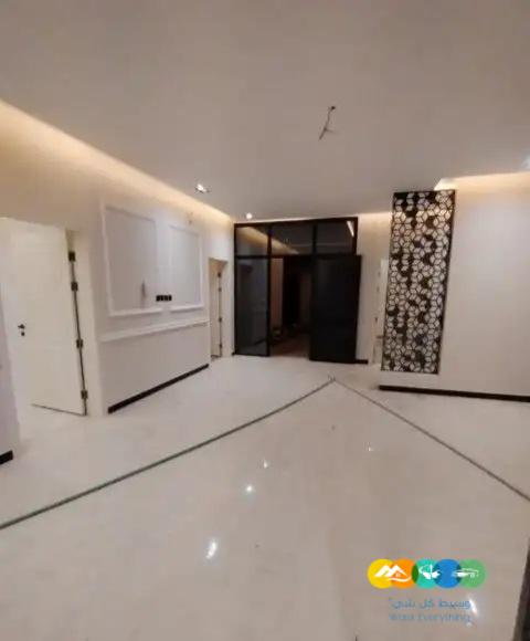 شقه للبيع دور ارضي حى بدر