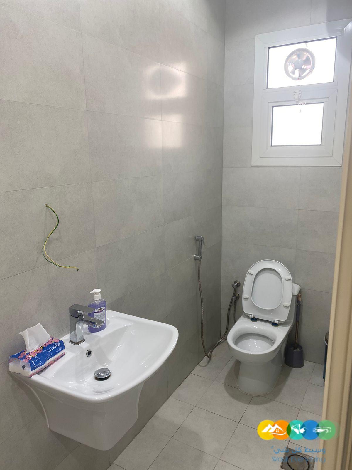 للتقبيل في السليمانية طريق الملك عبدالعزيز