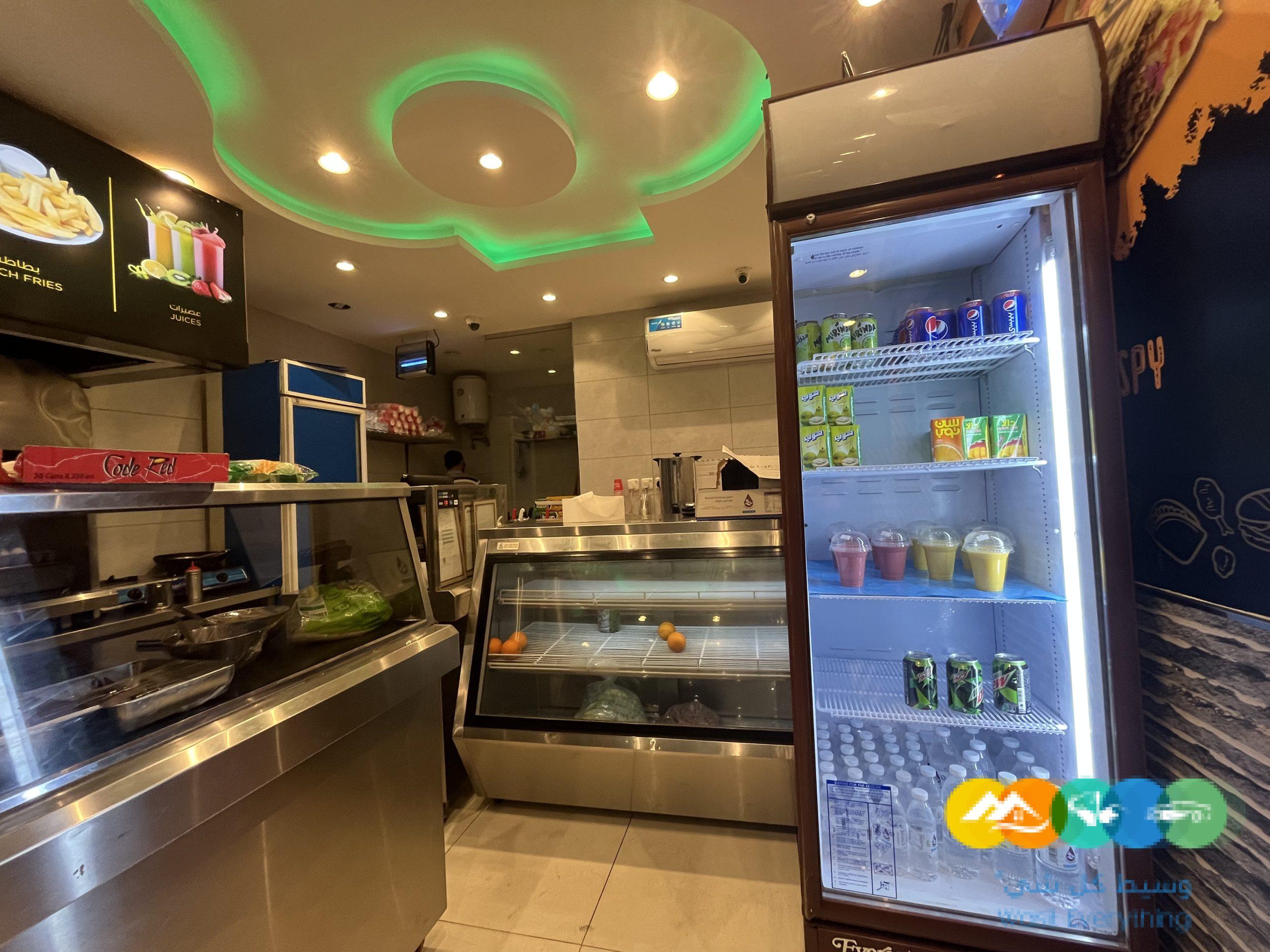 مطعم كباب وبوفيه للتقبيل