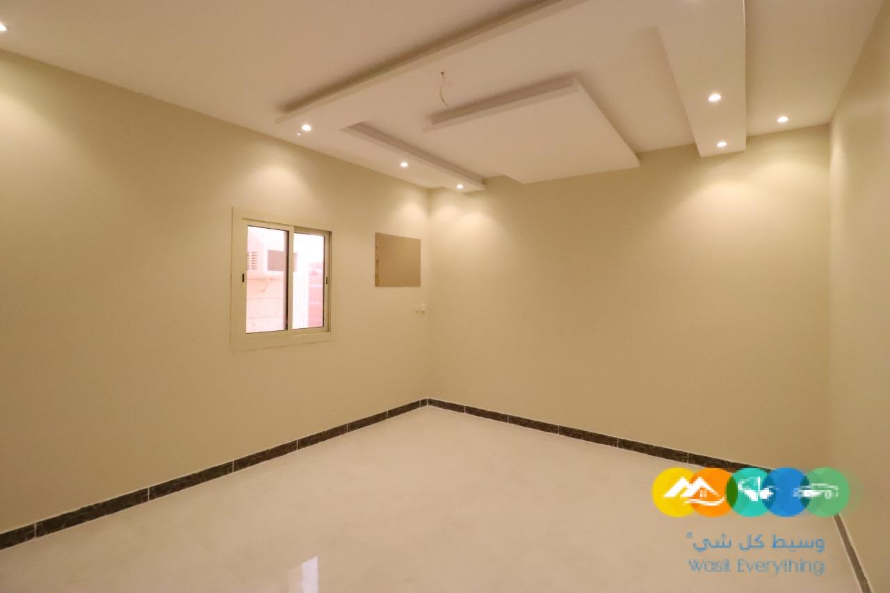 ملحق روف للبيع بجده من المالك مباشره لم تسكن