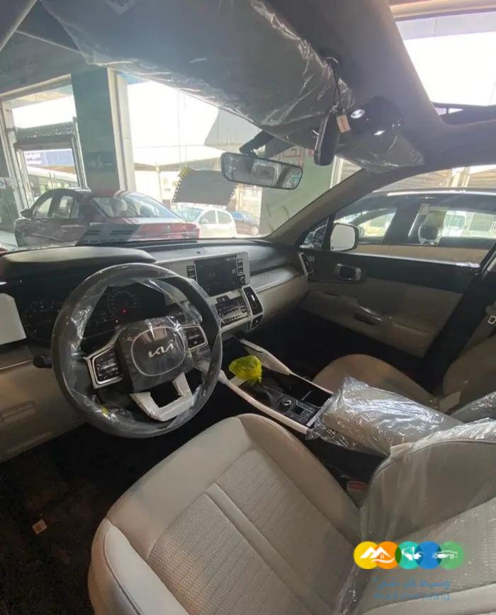 كيا سورينتو نصف فل موديل 2023