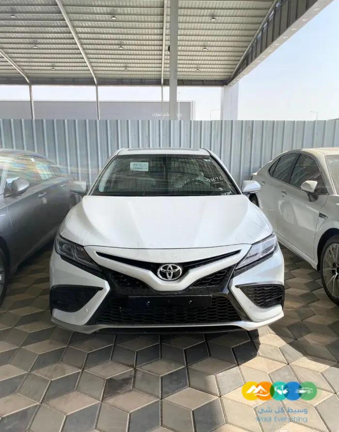 تويوتا كامري SE 2023