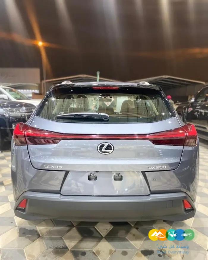 لكزس UX200 2022 سعودي