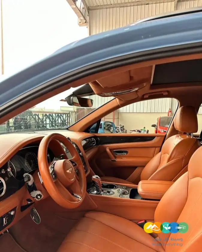 بنتلي بنتياقا 2018 فل كامل (( تم البيع))