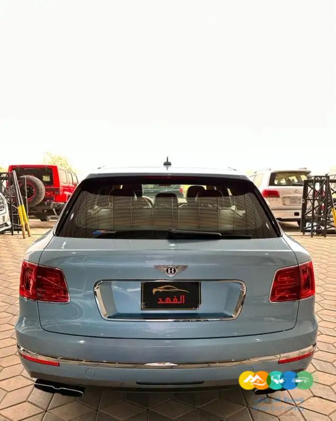 بنتلي بنتياقا 2018 فل كامل (( تم البيع))