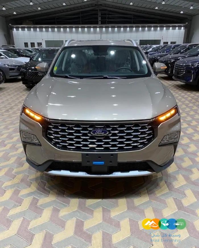 فورد تيريتورى تريند2023 فتحة سقف