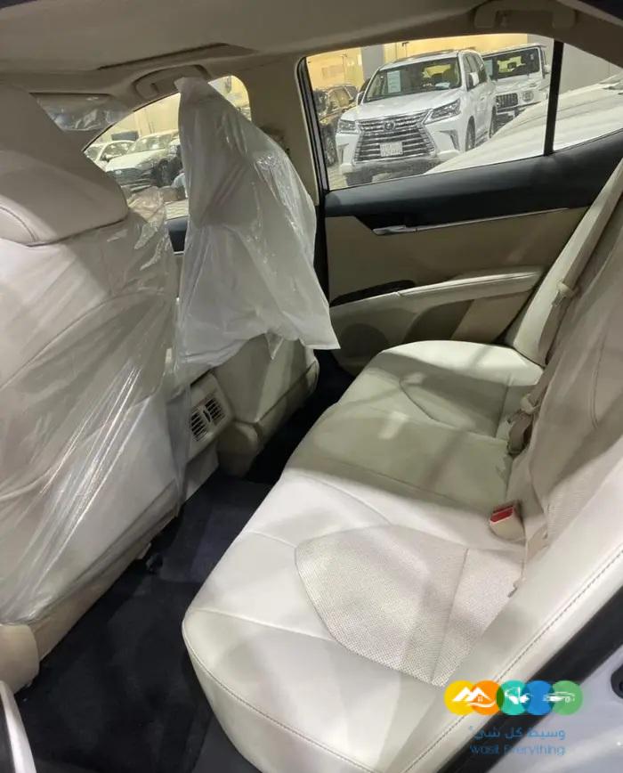 تويوتا كامري GLEX بنزين 2023