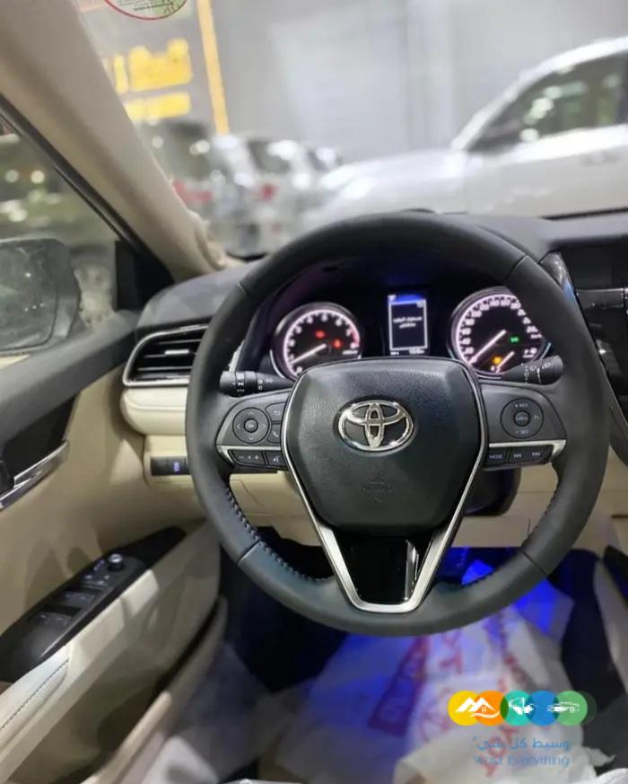 تويوتا كامري GLEX بنزين 2023