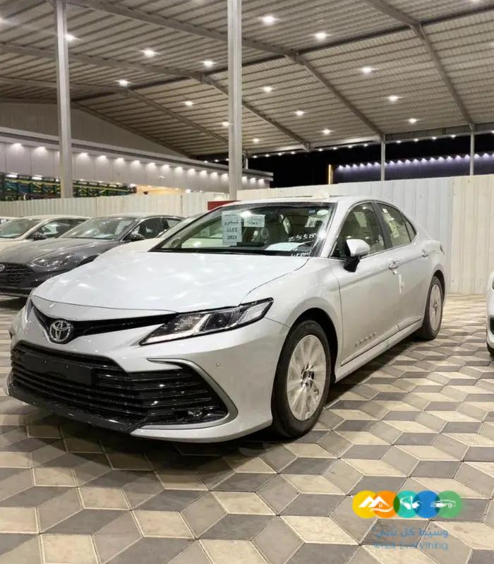 تويوتا كامري GLEX بنزين 2023