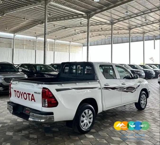 تويوتا هايلوكس 2020 فل GLX (( تم البيع))