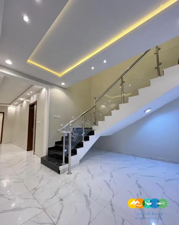 روف علوي بملحق شارع 30 بحي الموسى