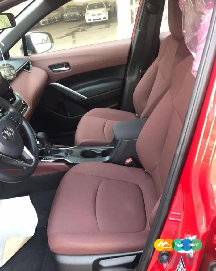 كورولا كروس 2023 نص فل فتحه سقف