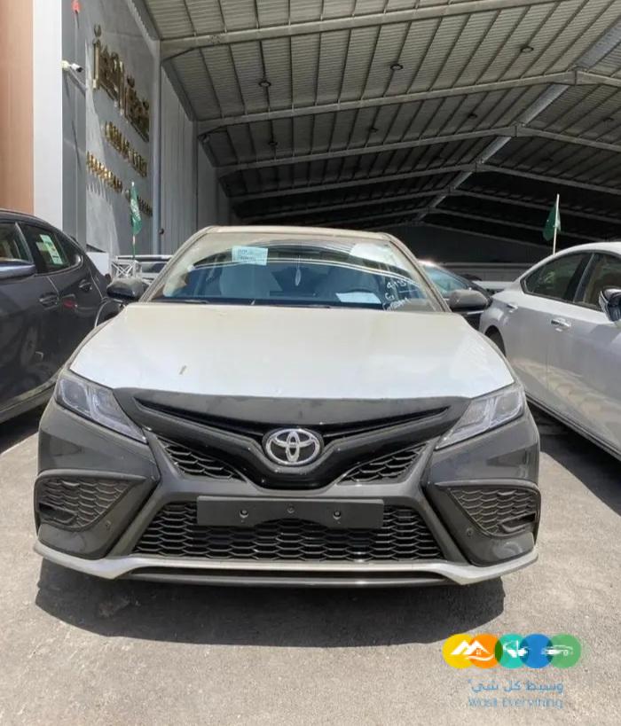 تويوتا كامري SE 2023