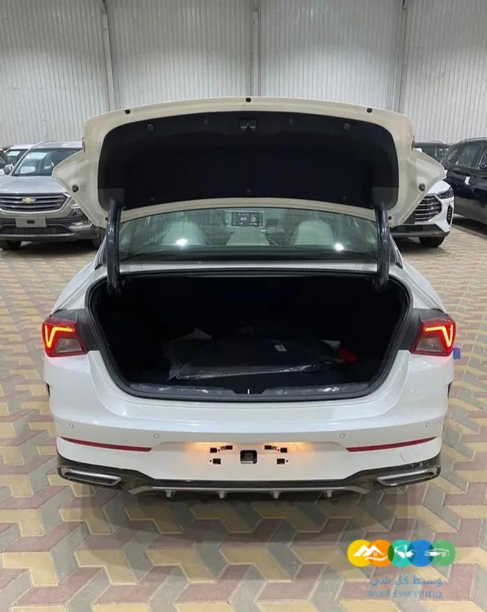 كيا K5 -2023 – ستاندرد مطور 103500 شامل ضريبة
