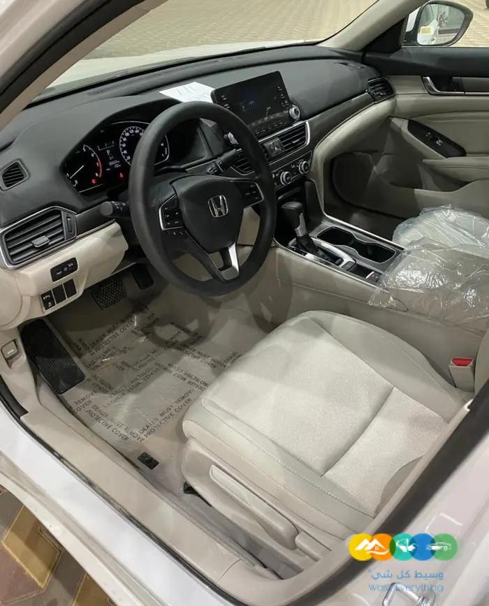 هوندا اكورد 2022 -ستاندرد-103500شامل الضريبه