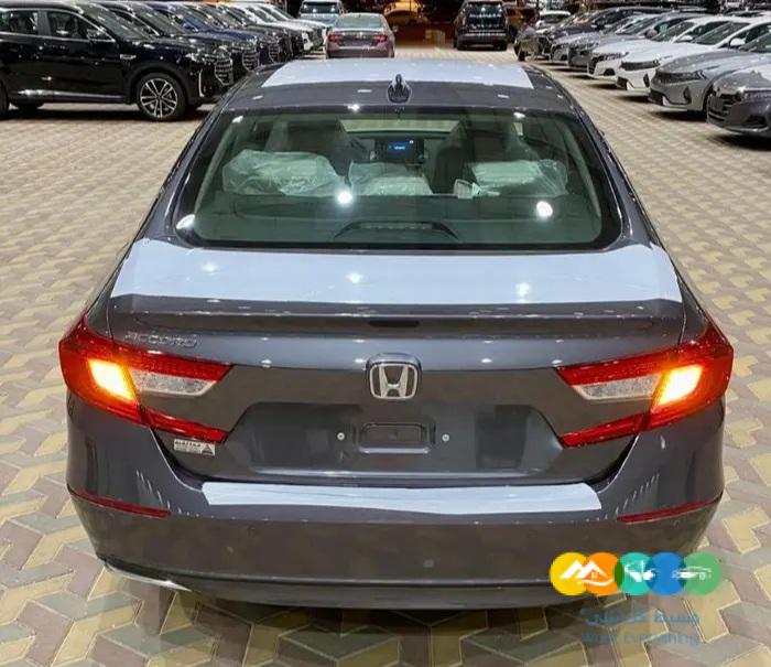 هوندا اكورد 2022 -ستاندرد-103500شامل الضريبه