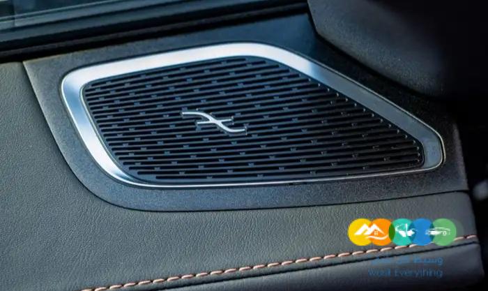 الشكل الجديد مرسيدس GLC200 SUV 2023