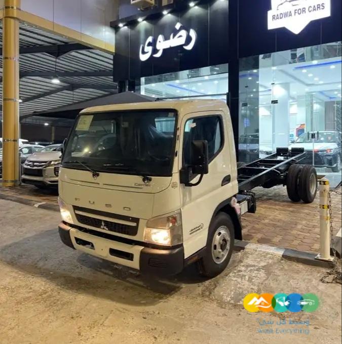 ميتسوبيشي كانتر فوزو 2023