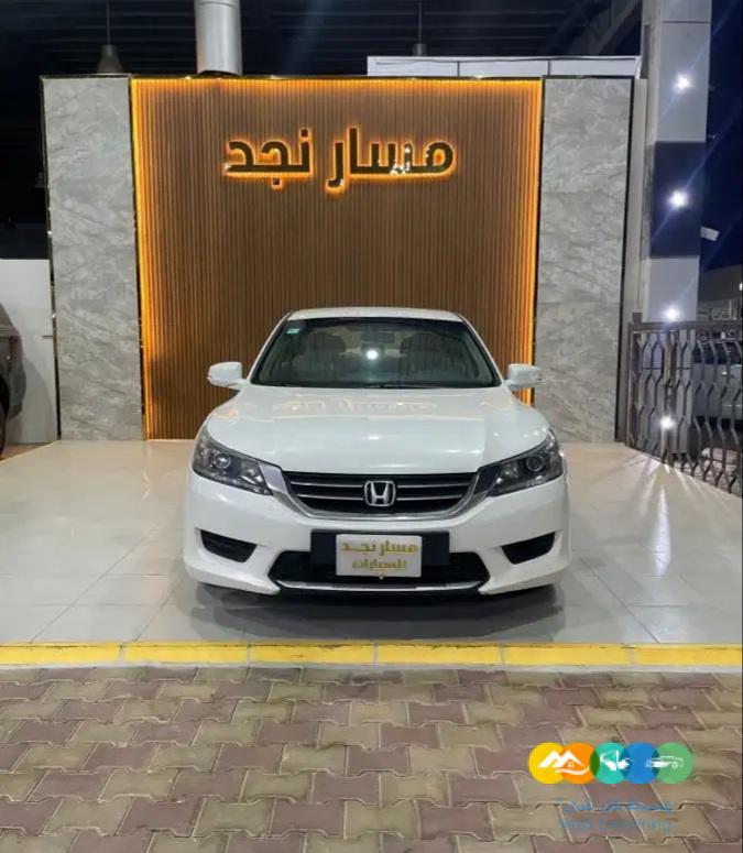 هوندا اكورد موديل 2013 ستاندر (( تم البيع))