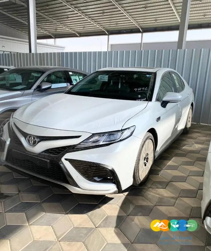 تويوتا كامري SE 2023