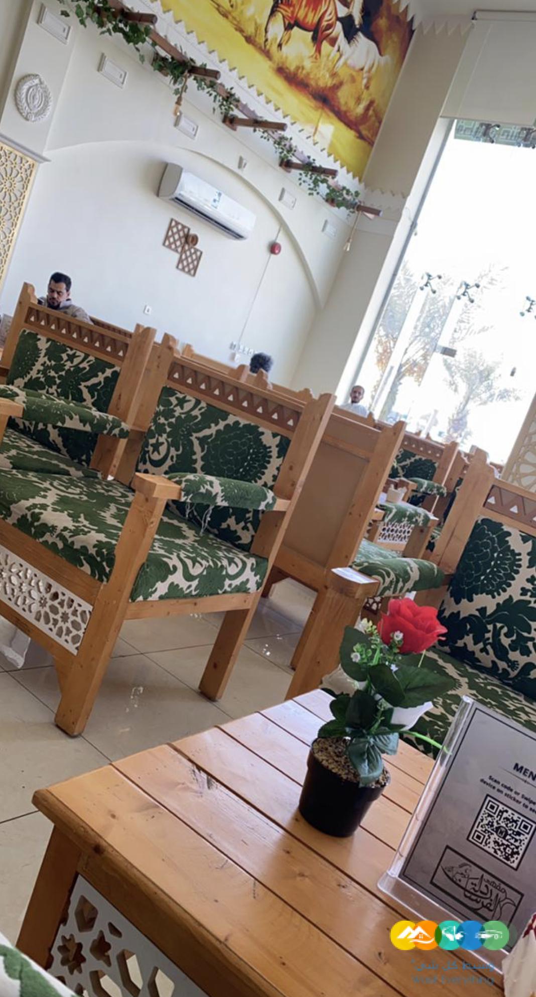 للتقبيل ديوانية شعبيه ومطعم