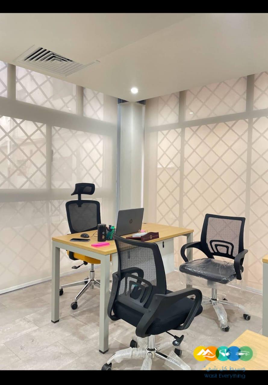 مكاتب للايجار مؤثثة بالكامل