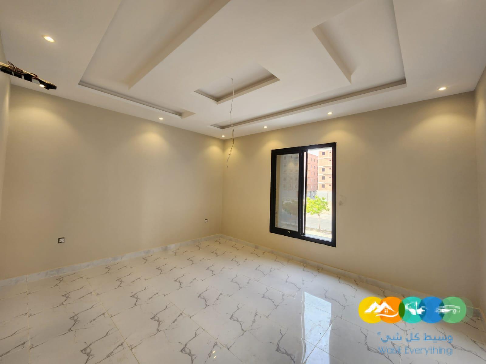 شقه فاخره للبيع بجده من المالك وبسعر مناسب