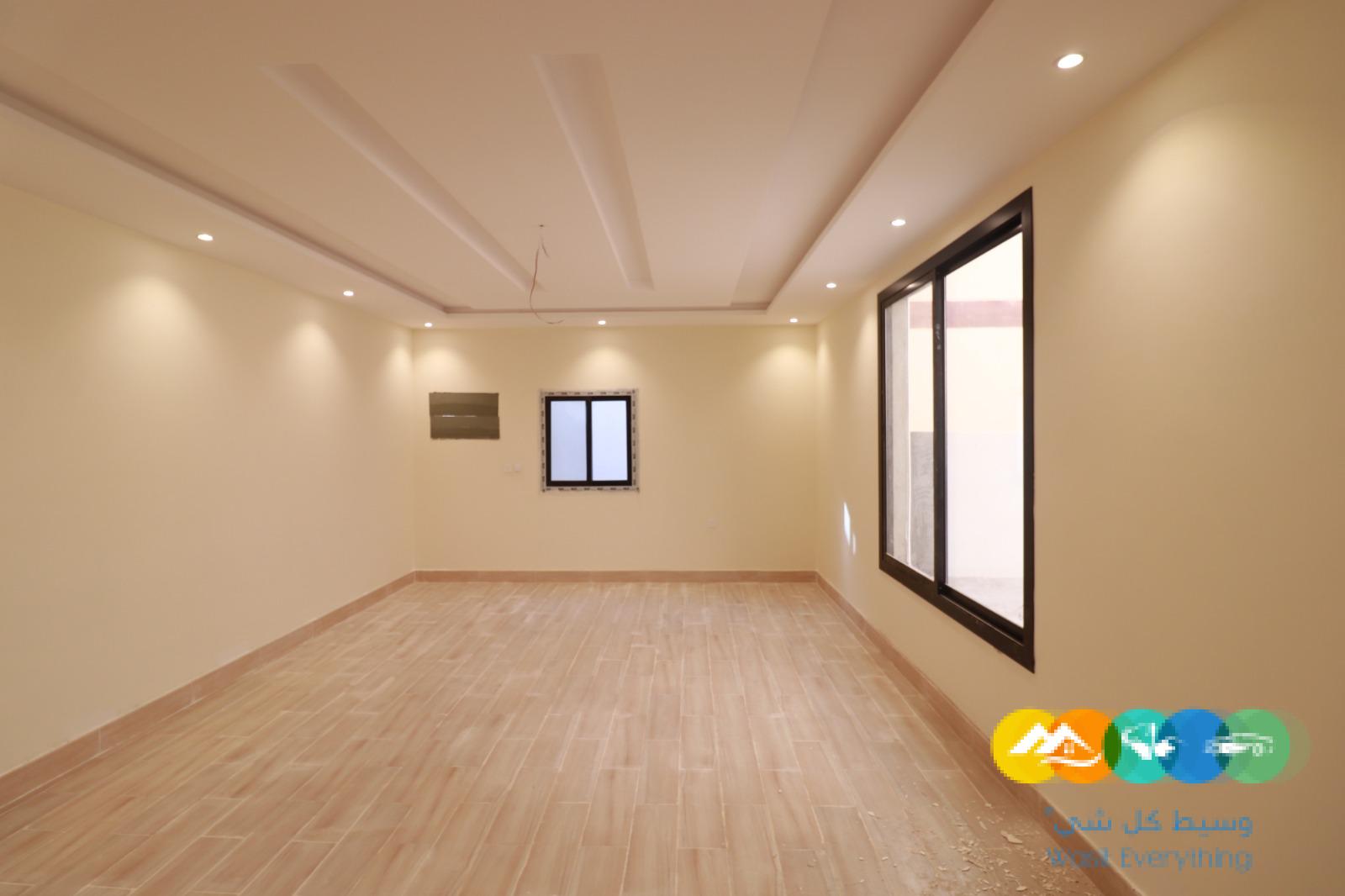 ملحق روف فاخرة 5غرف مع السطح للبيع بسعر منافس