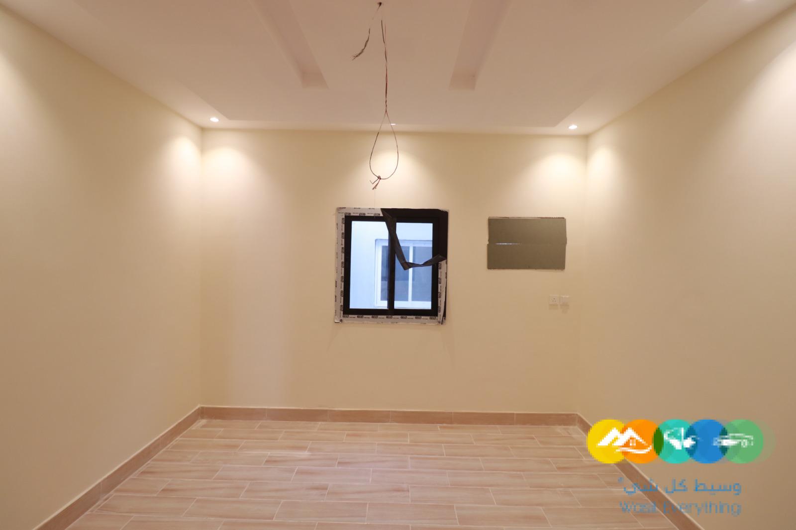 ملحق روف فاخرة 5غرف مع السطح للبيع بسعر منافس