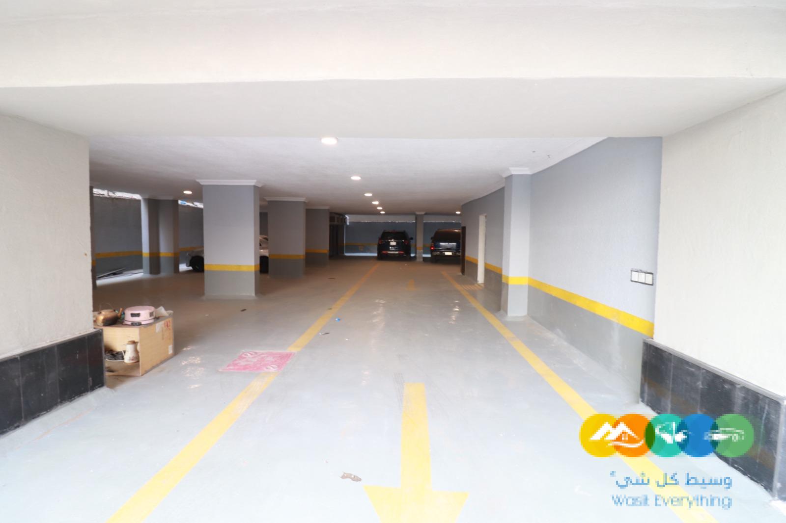 ملحق روف فاخرة 5غرف مع السطح للبيع بسعر منافس