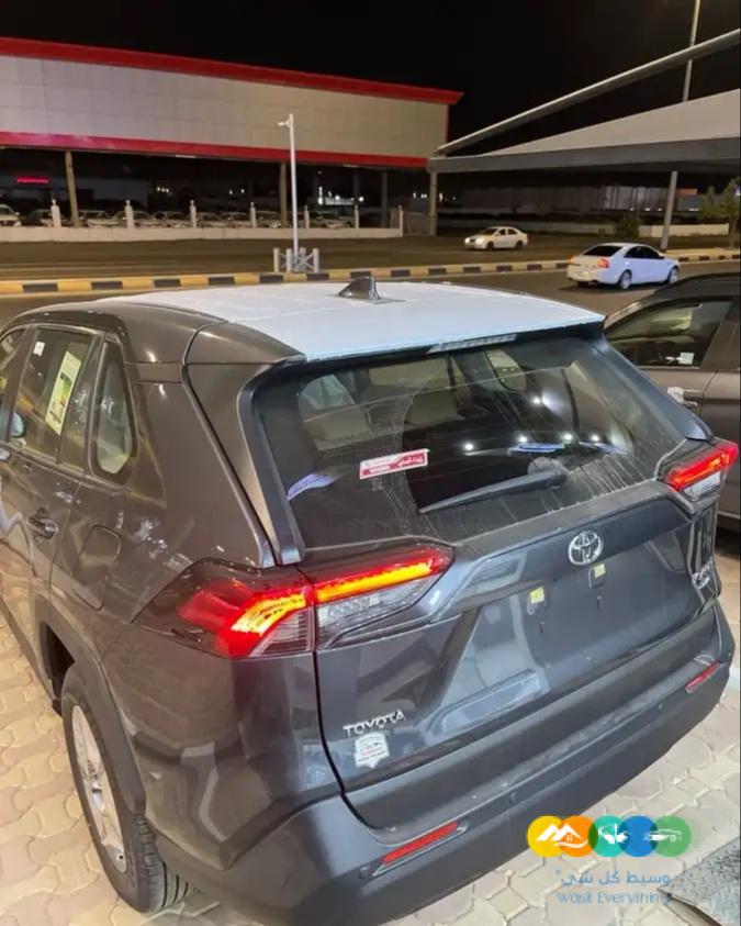 تويوتا راف فور 2023 LE دبل